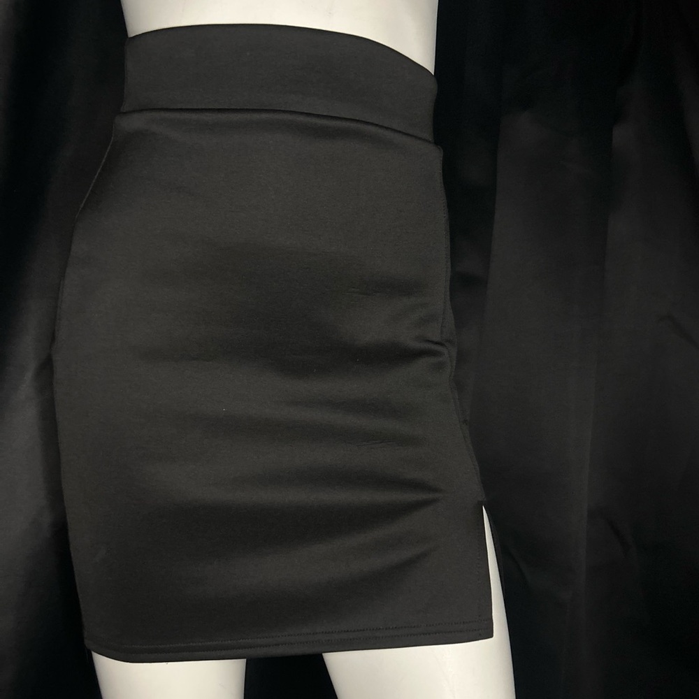 Missguided Black High-Waisted Mini Skirt